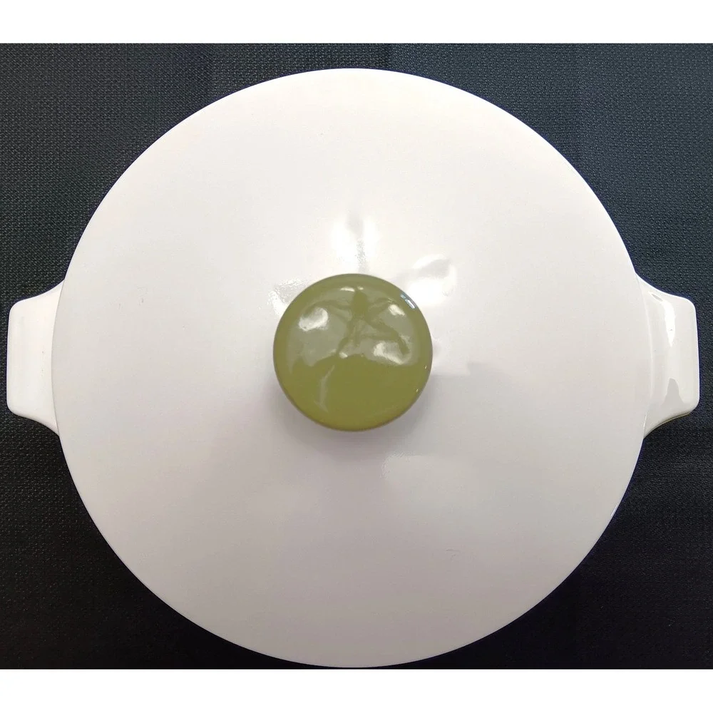 Vintage Corning Ware Avocado Round Skillet P-708 1/2-B 8.5 Inch White with Lid